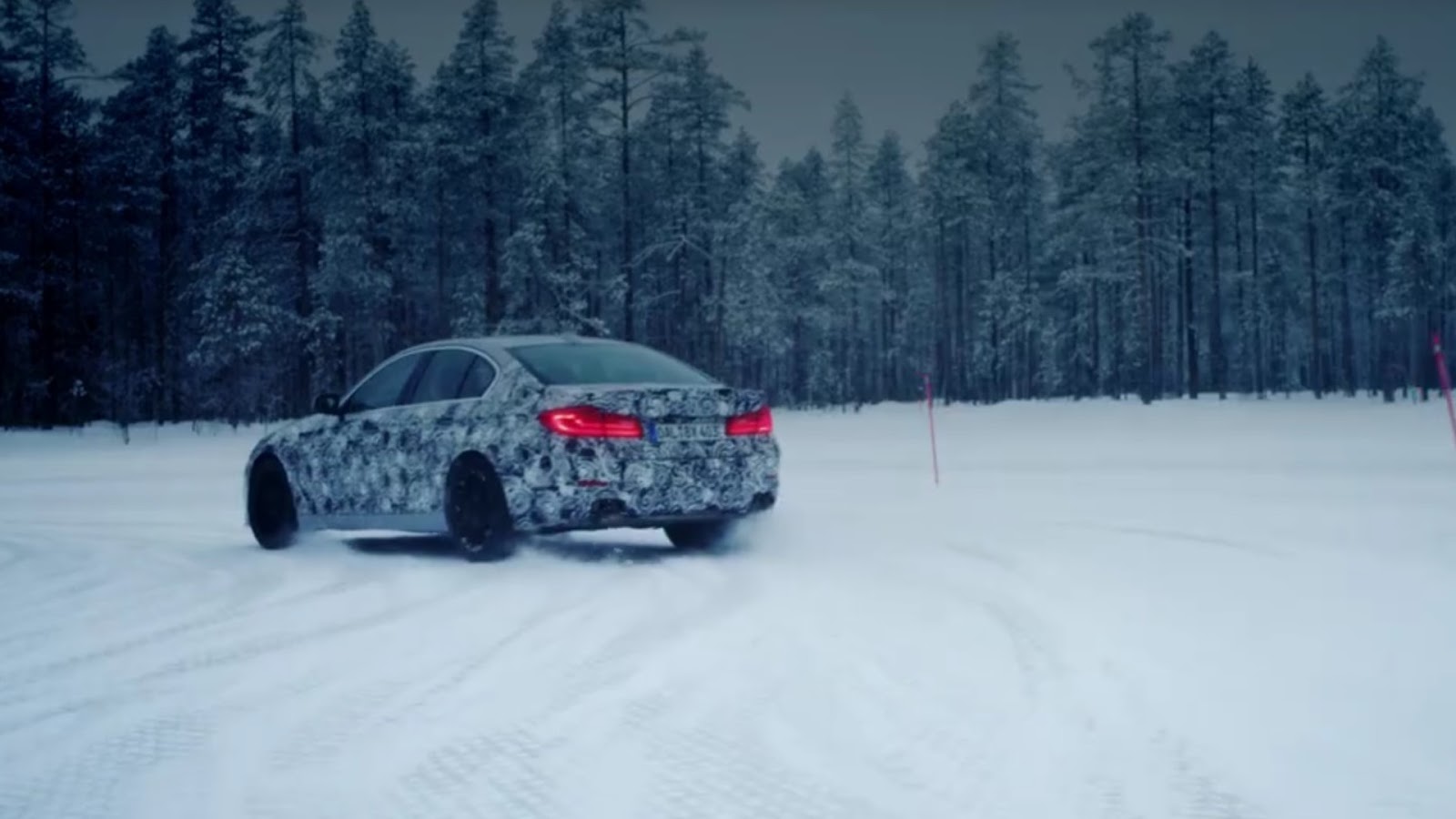 Alpina B5 teaser -6