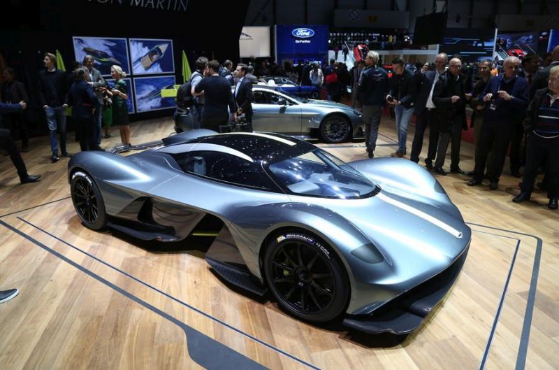 Aston Martin AM RB 001 kiállításon