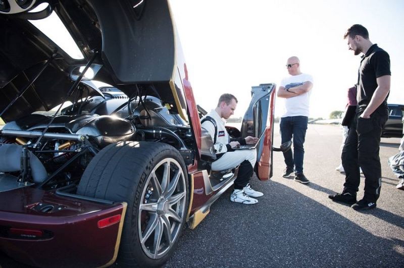 A Köenigsegg Agera RS gyorsabb mint a Bugatti Chiron