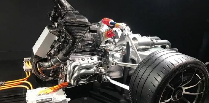 Mercedes-AMG Project One Forma-1 technológiával